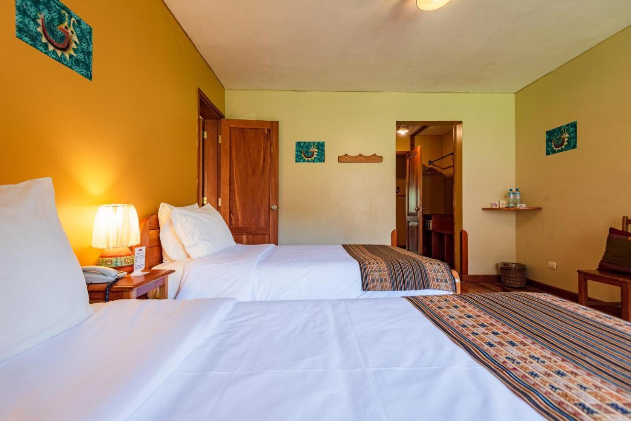 Hotel Pakaritampu Ollantaytambo Kültér fotó