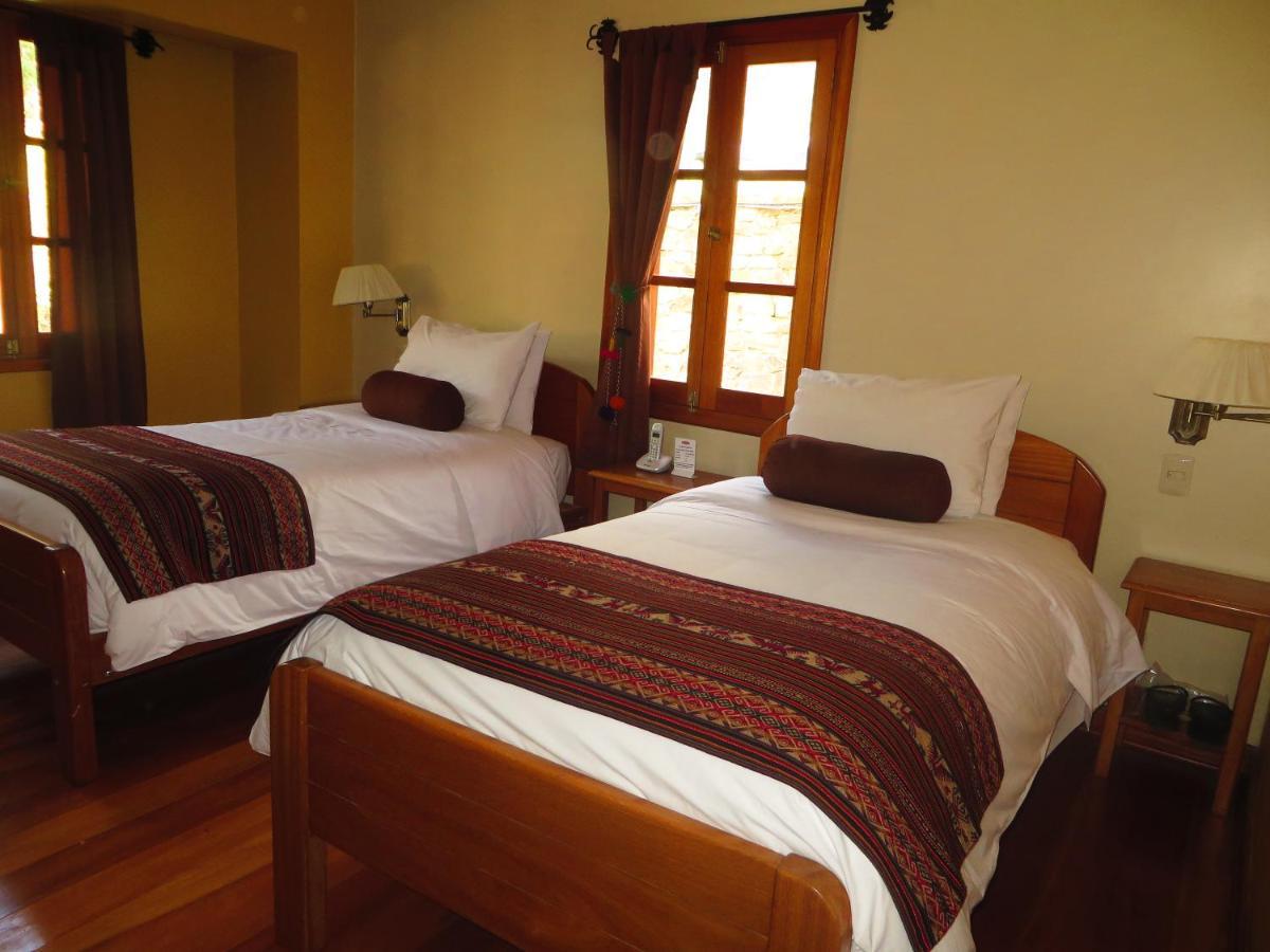 Hotel Pakaritampu Ollantaytambo Kültér fotó