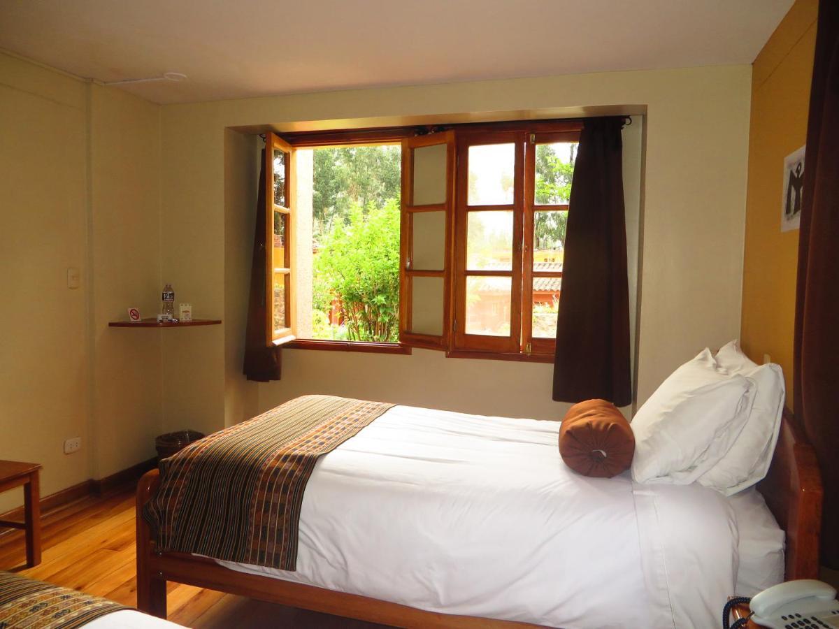 Hotel Pakaritampu Ollantaytambo Kültér fotó