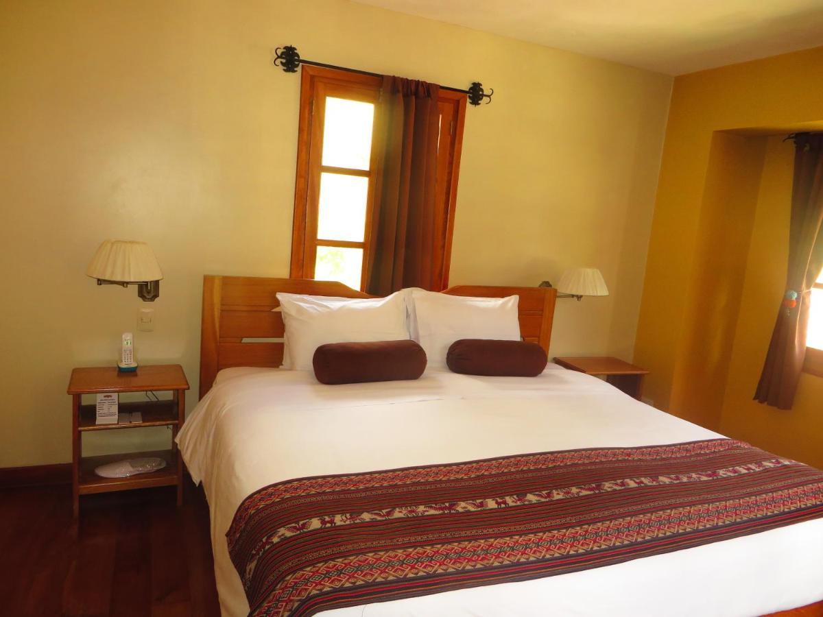 Hotel Pakaritampu Ollantaytambo Kültér fotó